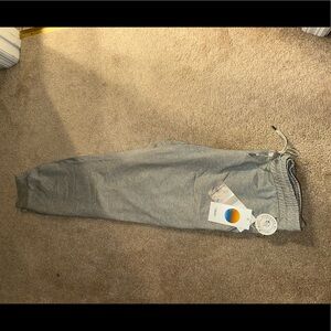 Vuori Performance Jogger “The Softest Jogger Ever”